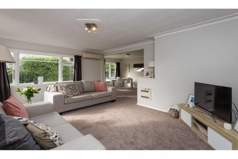 Photo of property in 220 Knowles Street, St Albans, Christchurch, 8052