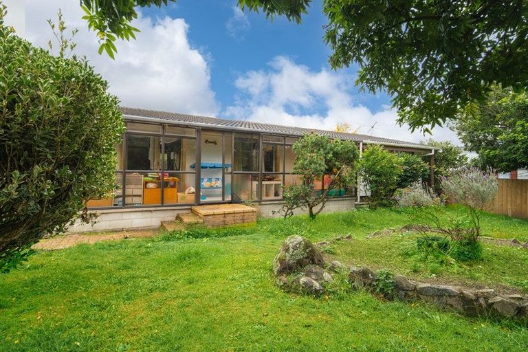 Photo of property in 116a Sandspit Road, Waiuku, 2123