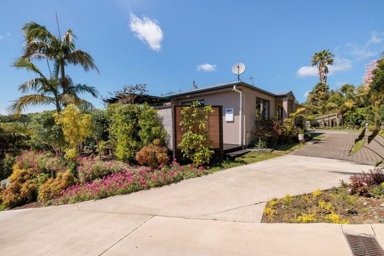 Photo of property in 32 Snowden Street, Ohauiti, Tauranga, 3112