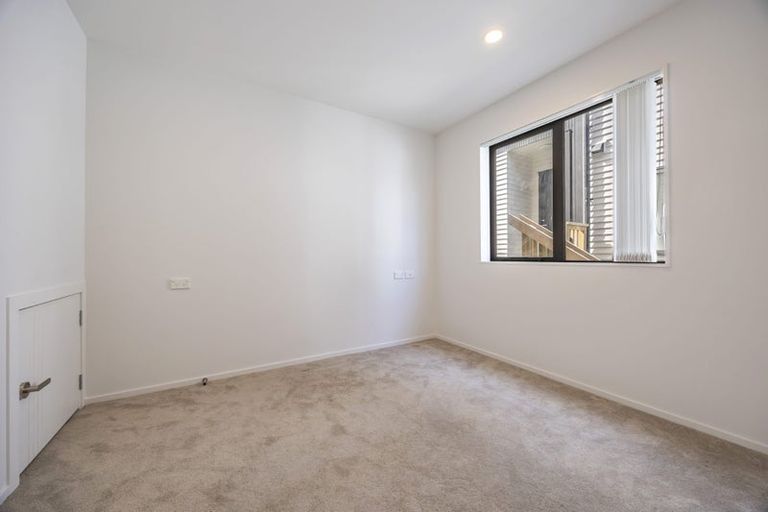 Photo of property in 51b Glendene Avenue, Glendene, Auckland, 0602