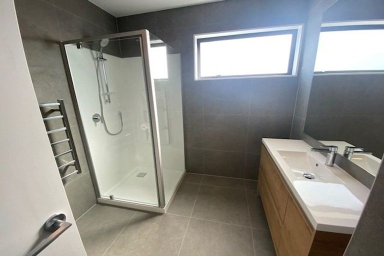 Photo of property in 120 Symes Drive, Red Beach, 0932