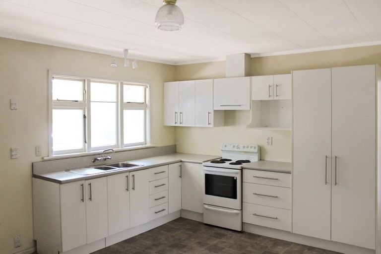 Photo of property in 11 Leistrella Road, Hoon Hay, Christchurch, 8025