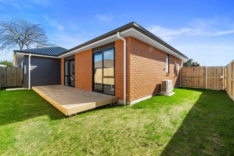 Photo of property in 324u3 Cambridge Road, Hillcrest, Hamilton, 3216