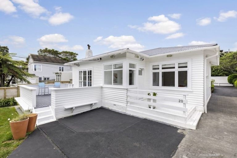 Photo of property in 20 Raumati Terrace, Khandallah, Wellington, 6035