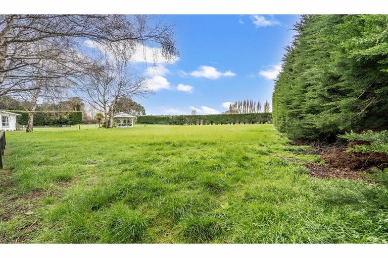 Photo of property in 35 Simon Road, Myross Bush, Invercargill, 9872