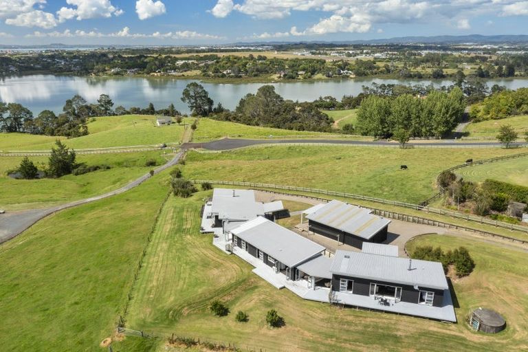 Photo of property in 51 Edward Jonkers Drive, Riverhead, Albany, 0793