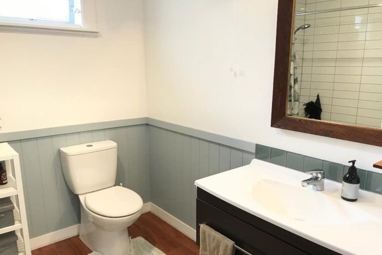 Photo of property in 80 Martin Avenue, Beckenham, Christchurch, 8023