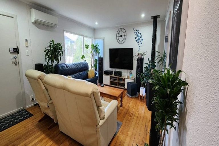 Photo of property in 29 Stott Avenue, Birkdale, Auckland, 0626