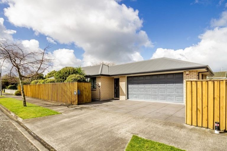 Photo of property in 30 Paisley Street, Awapuni, Palmerston North, 4412