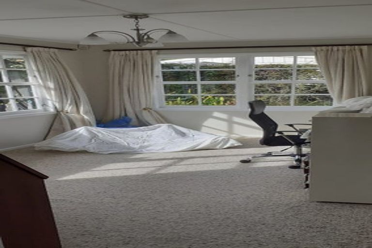 Photo of property in 6 Kerkwall Drive, Naenae, Lower Hutt, 5011