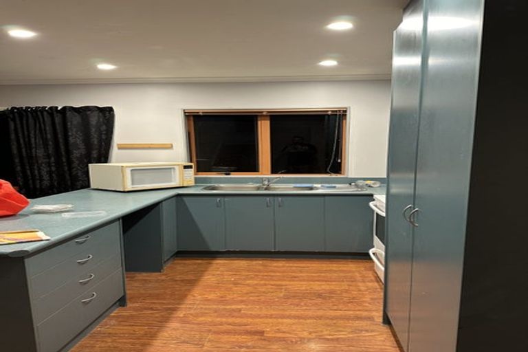 Photo of property in 292a Mitchell Street, Brooklyn, Wellington, 6021