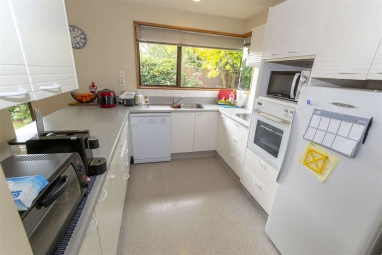 Photo of property in 2 Hare Street, Ilam, Christchurch, 8041