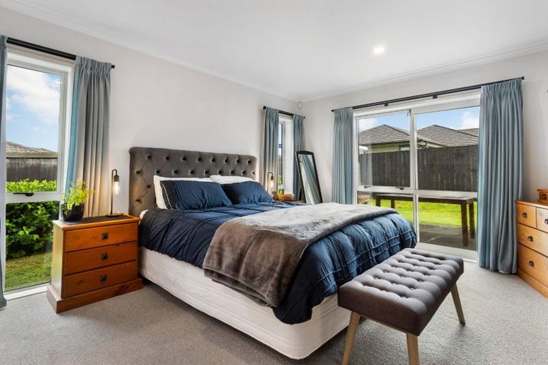 Photo of property in 19 Parkgrove Crescent, Pokeno, 2402