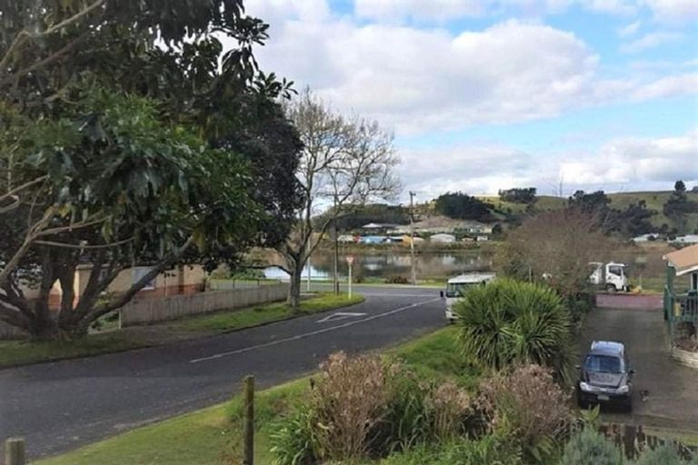 Photo of property in 1 Mary Street, Huntly, 3700