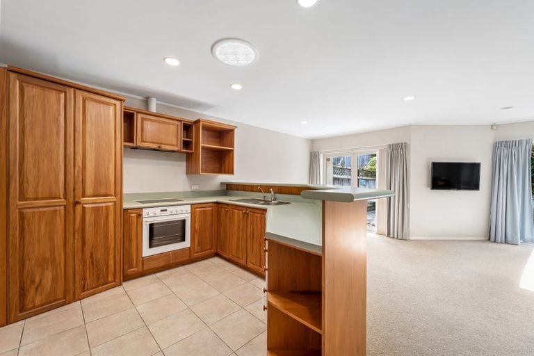 Photo of property in 14 Palmgreen Court, Stanmore Bay, Whangaparaoa, 0932