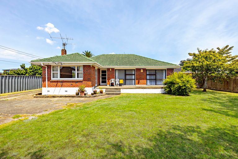 Photo of property in 43a Carruth Road, Papatoetoe, Auckland, 2025