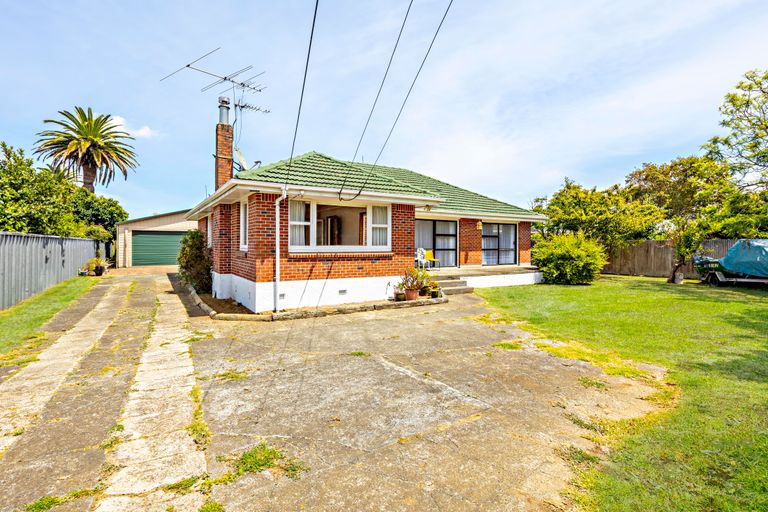 Photo of property in 43a Carruth Road, Papatoetoe, Auckland, 2025
