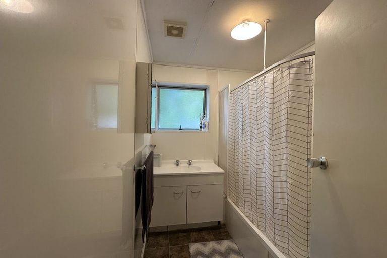 Photo of property in 44 Gilbert Road, Otara, Auckland, 2023