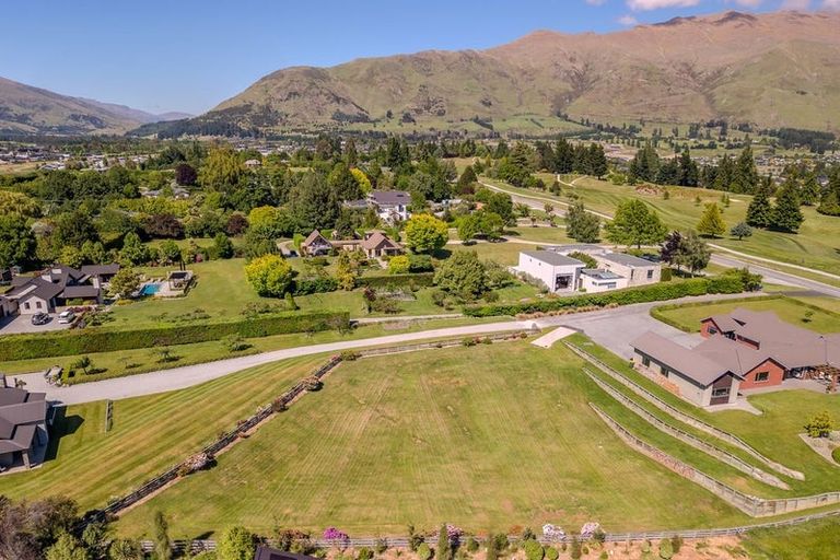 Photo of property in 90b Golf Course Road, Wanaka, 9305
