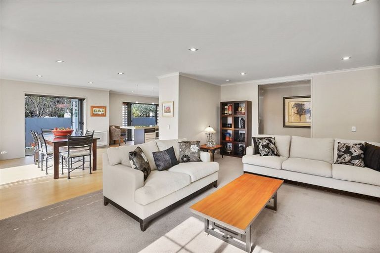 Photo of property in 228 Kirkwood Street, Thames, 3500