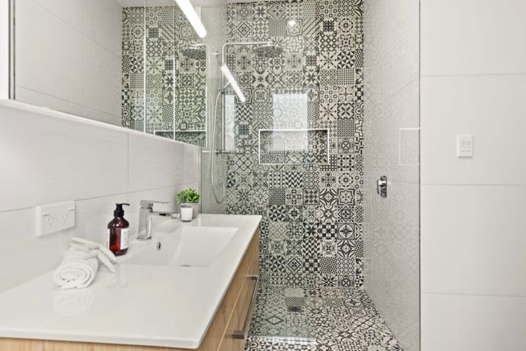 Photo of property in 89 Ross Street, Lyall Bay, Wellington, 6022