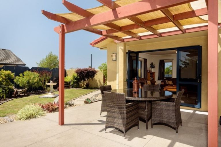 Photo of property in 102 Merriman Place, Pyes Pa, Tauranga, 3112