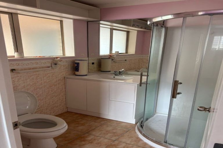 Photo of property in 99 Russell Road, Manurewa, Auckland, 2102