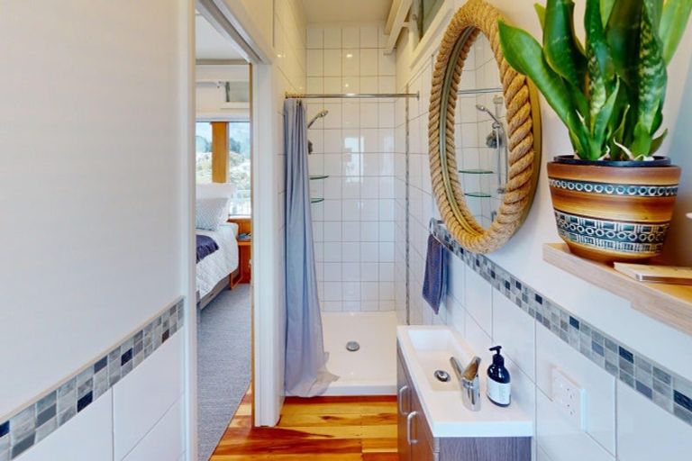 Photo of property in 112 Kahukura Avenue, Waitarere Beach, Levin, 5510