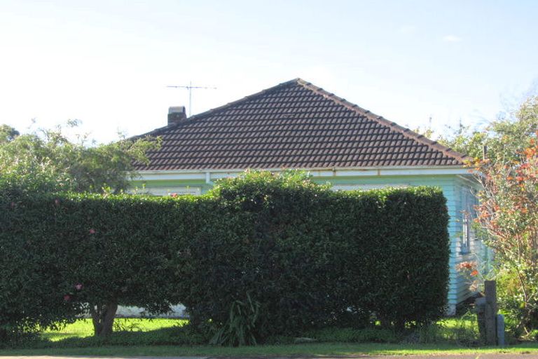 Photo of property in 2/137 Coronation Road, Papatoetoe, Auckland, 2025