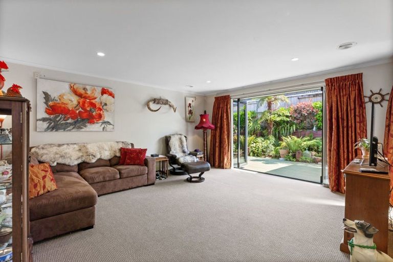 Photo of property in 5 Kirtle Close, Pyes Pa, Tauranga, 3112