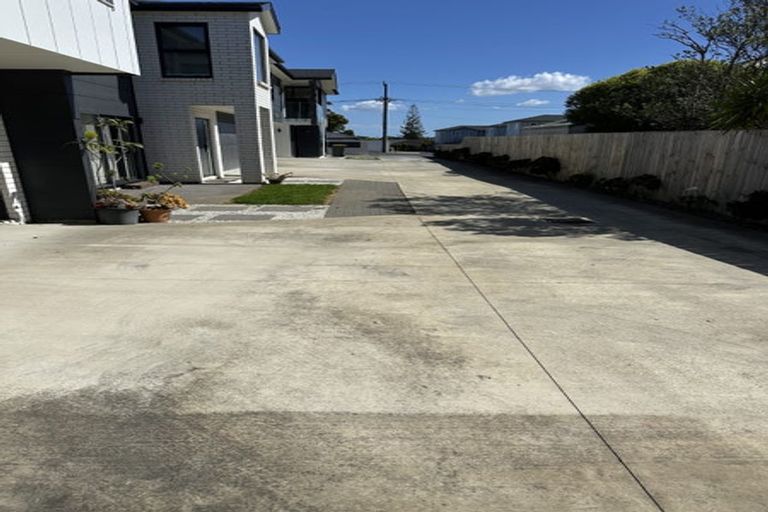 Photo of property in 216a Bucklands Road, Bucklands Beach, Auckland, 2012