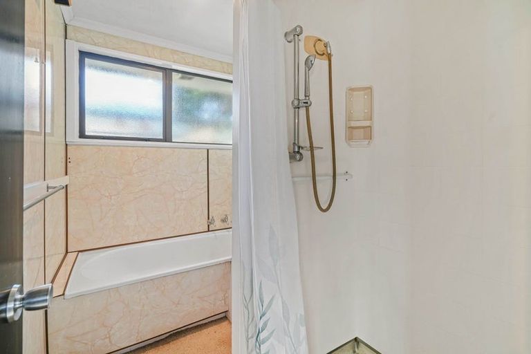 Photo of property in 10 Awatea Road, Hornby, Christchurch, 8042