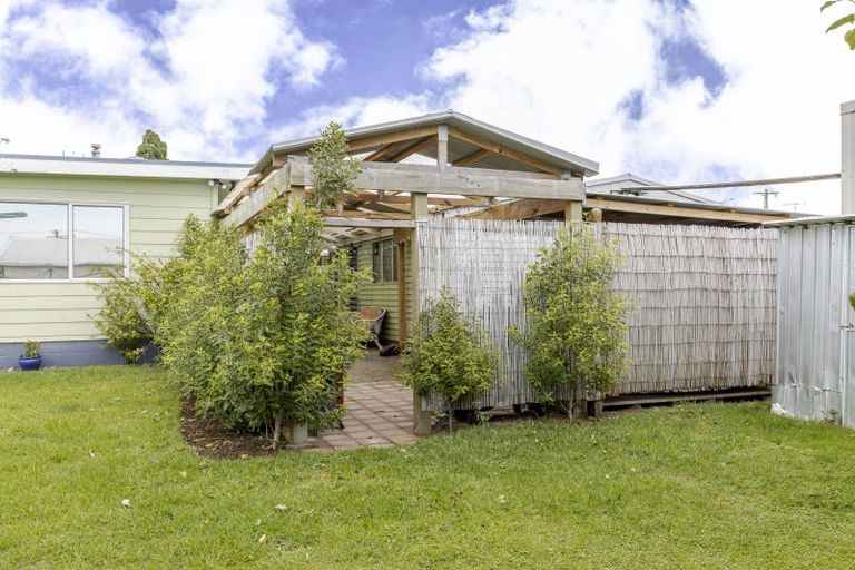 Photo of property in 58 Mould Street, Waitara, 4320
