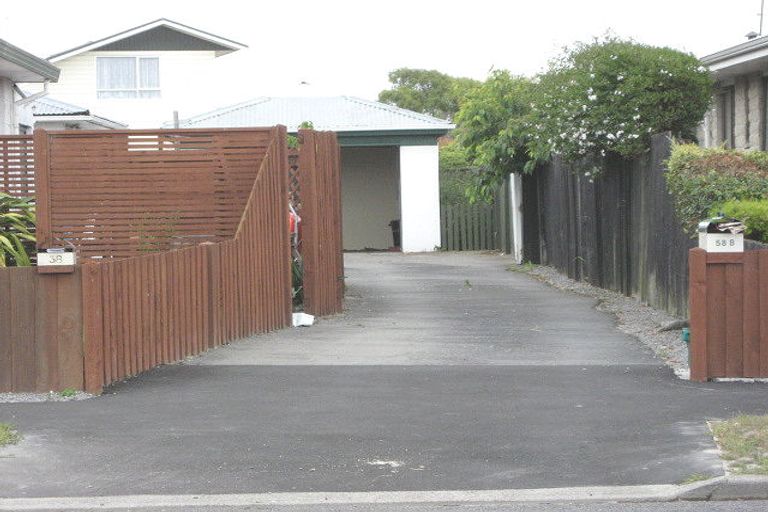 Photo of property in 58 Inwoods Road, Parklands, Christchurch, 8083