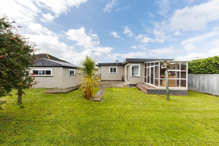 Photo of property in 5 Kipling Street, Roslyn, Palmerston North, 4414