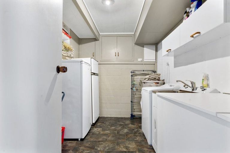 Photo of property in 31 Resthill Crescent, Glenview, Hamilton, 3206