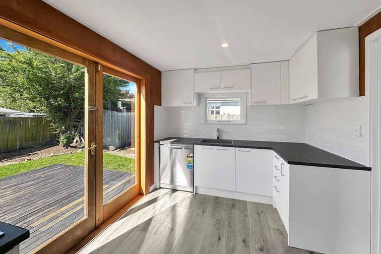 Photo of property in 15 Buccleugh Street, Phillipstown, Christchurch, 8011