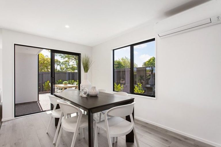 Photo of property in 92b Memorial Avenue, Ilam, Christchurch, 8053