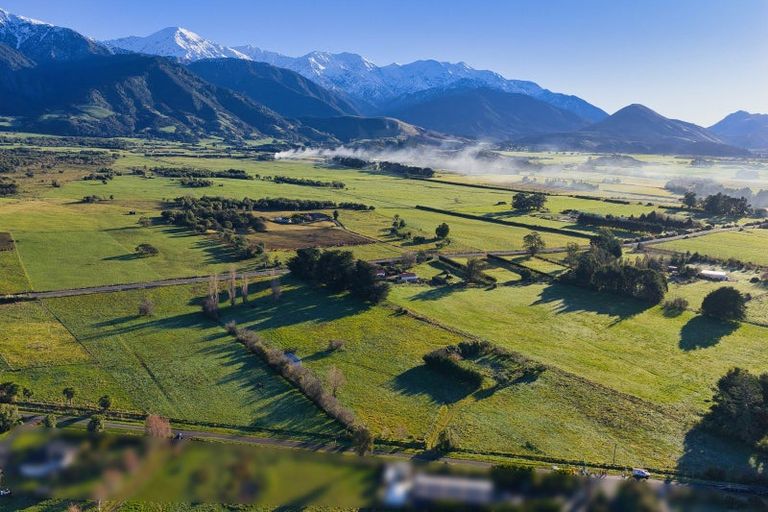 Photo of property in 126 Harnetts Road, Kaikoura Flat, Kaikoura, 7371