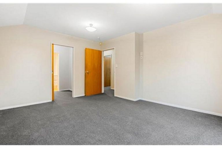 Photo of property in 16 Wrights Road, Addington, Christchurch, 8024