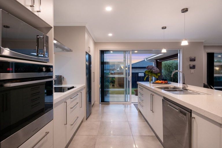 Photo of property in 48 Farrier Street, Papamoa, 3118