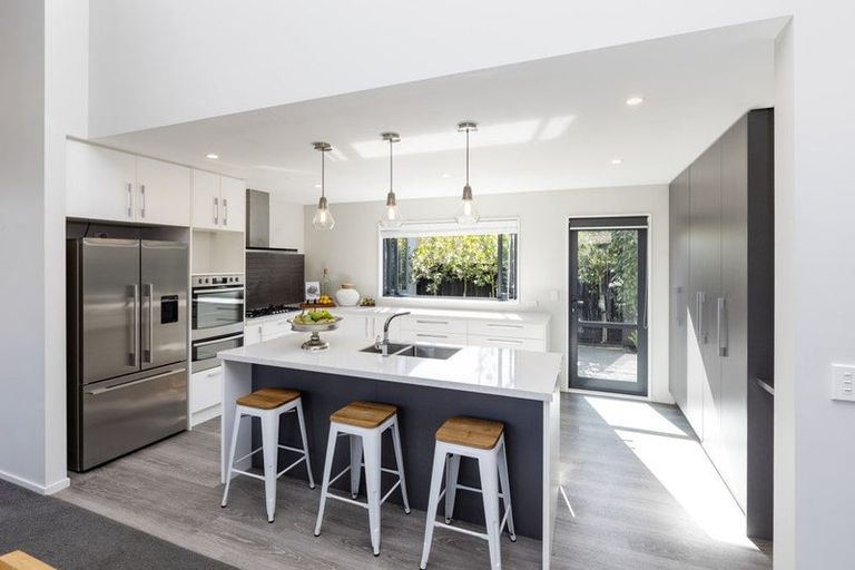 Photo of property in 80 Tomes Road, St Albans, Christchurch, 8052