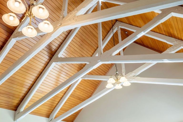 Photo of property in 8a Ringwood Place, Avonhead, Christchurch, 8042