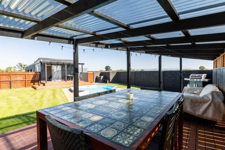 Photo of property in 31 Carrick Road, Twyford, Hastings, 4175