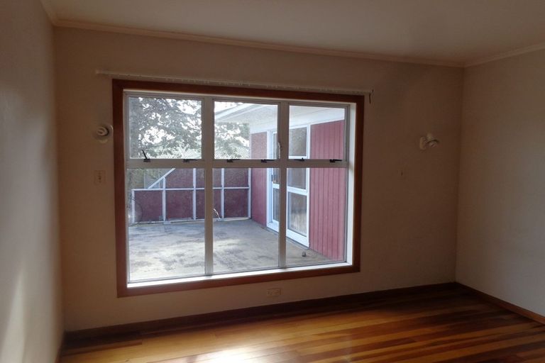 Photo of property in 129 Rathgar Road, Henderson, Auckland, 0610