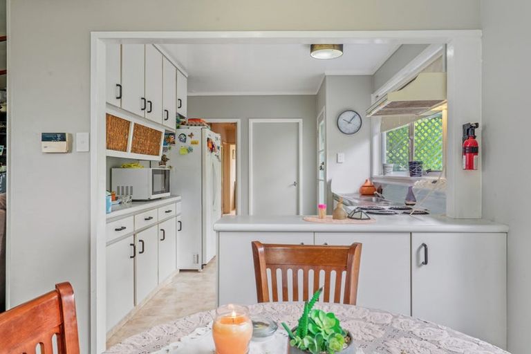 Photo of property in 42 Heybridge Street, Manurewa, Auckland, 2102