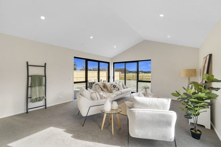 Photo of property in 35 Crossley Avenue, Woodend, 7610