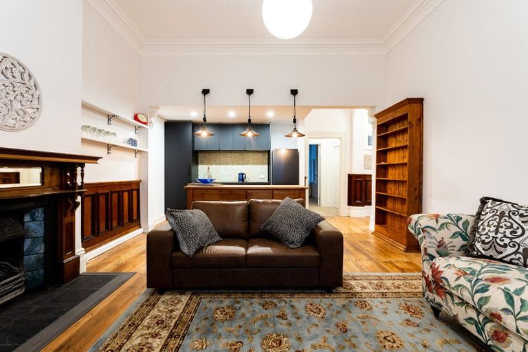 Photo of property in 48 Manor Place, Dunedin Central, Dunedin, 9016
