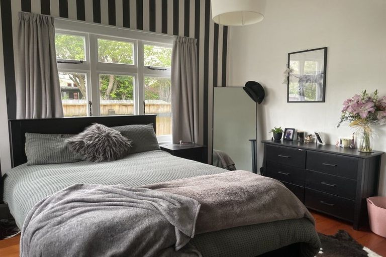 Photo of property in 91 Russell Street, Palmerston North, 4414