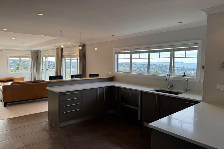 Photo of property in 235b East Coast Road, Mairangi Bay, Auckland, 0630